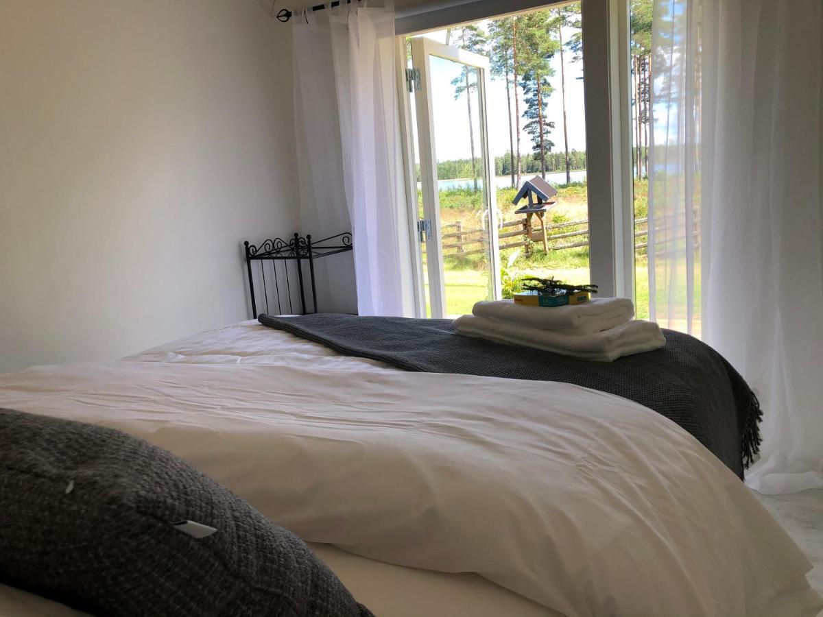 Modern Lakeside Cottage & Boat Near Isaberg Kavsjo Ngoại thất bức ảnh